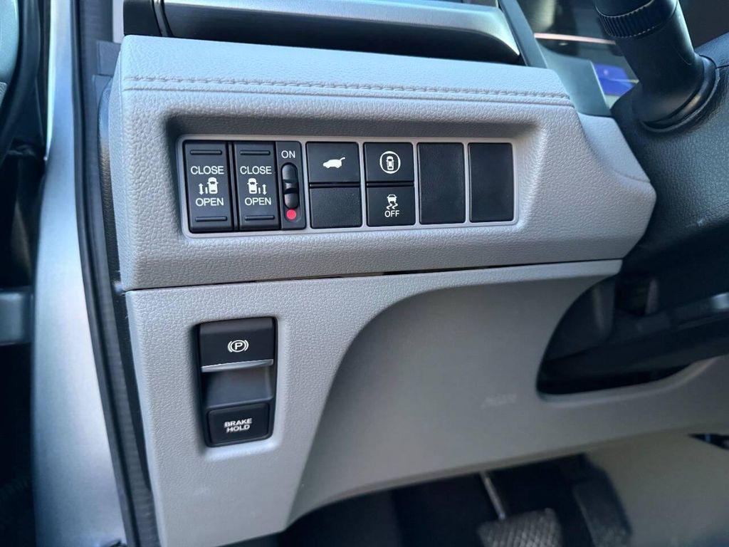 used 2024 Honda Odyssey car, priced at $26,999