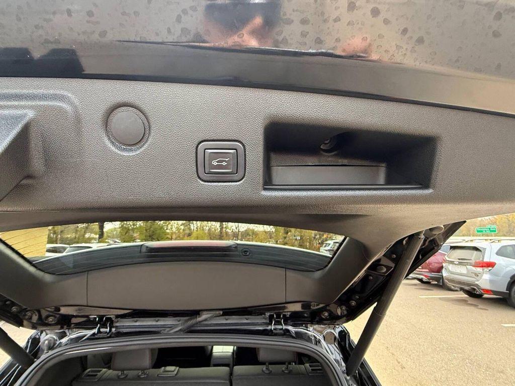 used 2022 Chevrolet Equinox car, priced at $18,500