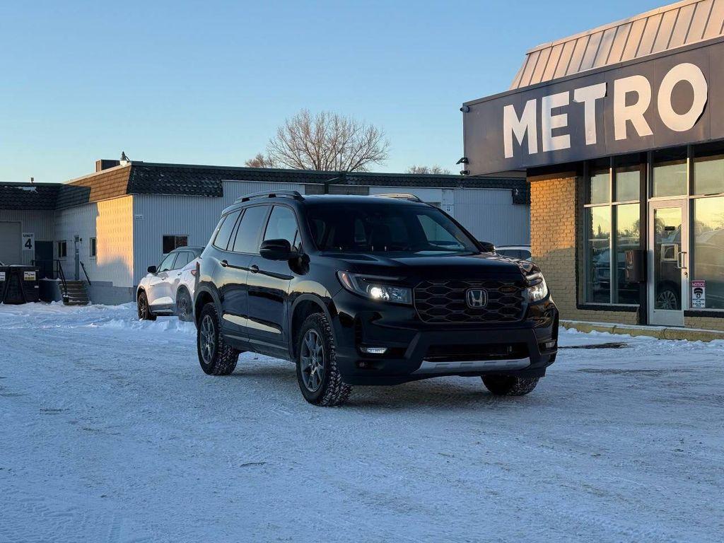used 2025 Honda Passport car, priced at $29,999