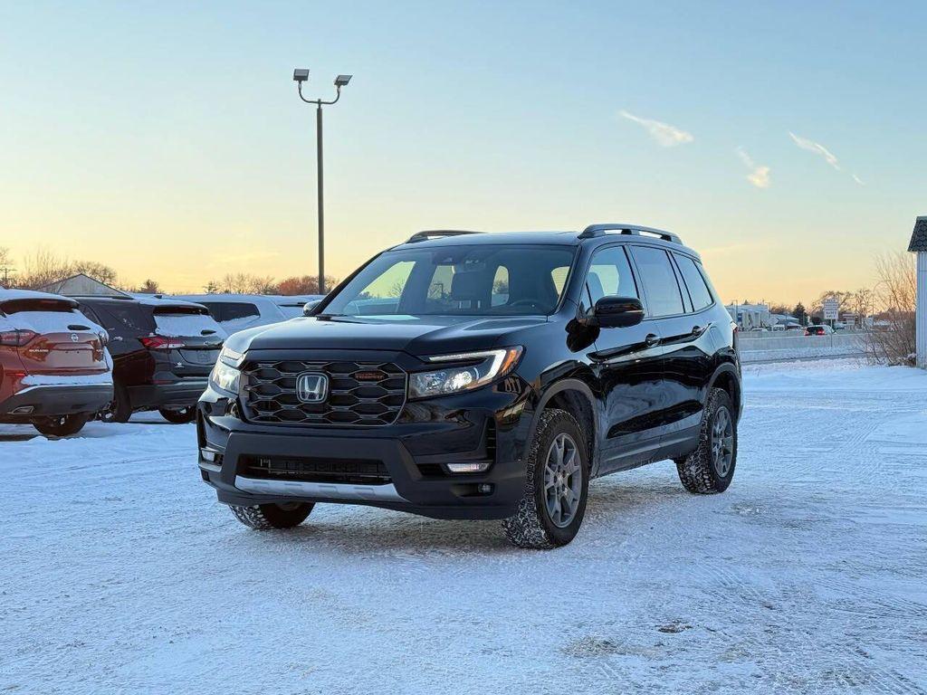 used 2025 Honda Passport car, priced at $29,999