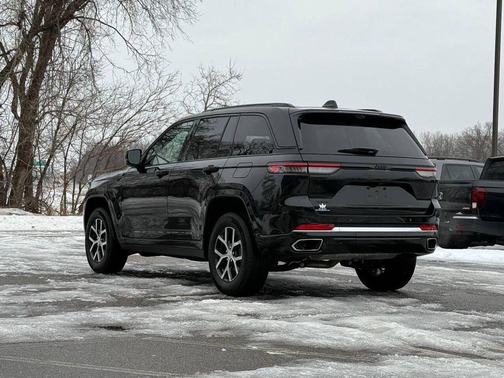 used 2024 Jeep Grand Cherokee car, priced at $29,999