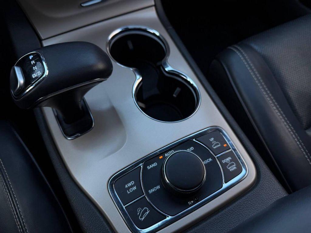 used 2015 Jeep Grand Cherokee car, priced at $14,999