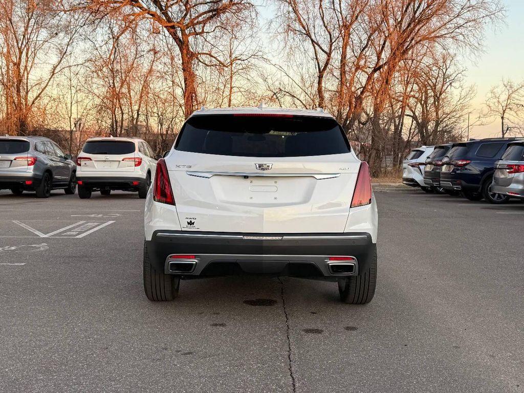 used 2024 Cadillac XT5 car, priced at $29,900