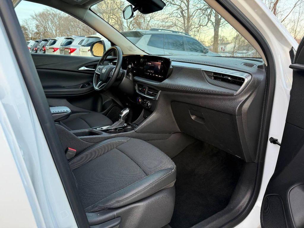 used 2024 Buick Encore GX car, priced at $16,999