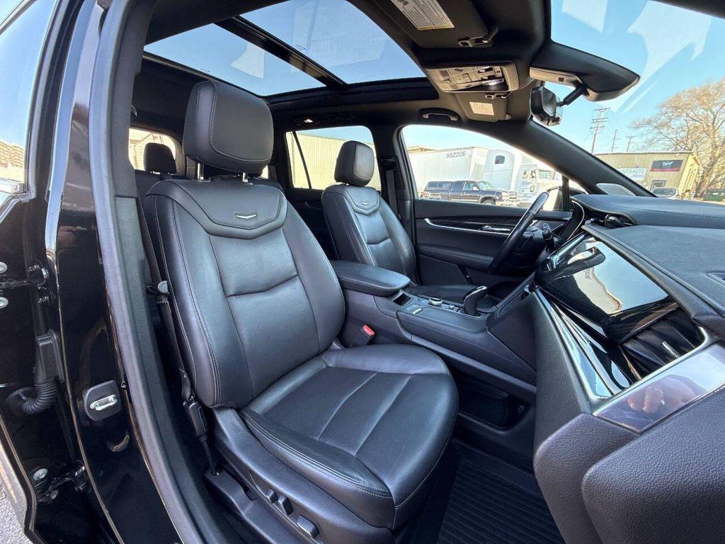 used 2022 Cadillac XT6 car, priced at $27,999