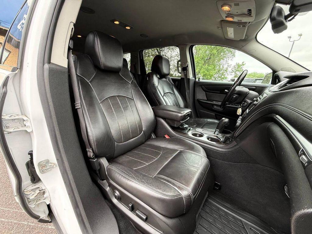 used 2016 Chevrolet Traverse car, priced at $9,999