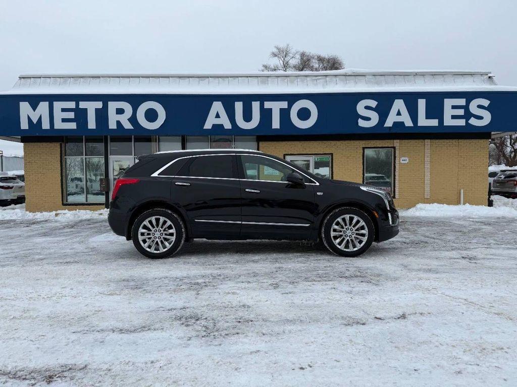 used 2017 Cadillac XT5 car, priced at $15,999