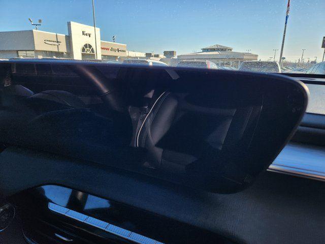 used 2025 Buick Enclave car, priced at $37,999