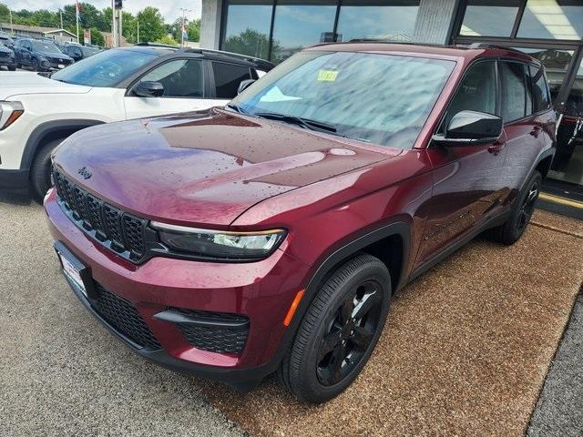 new 2025 Jeep Grand Cherokee car, priced at $43,727