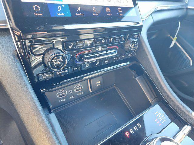 new 2025 Jeep Grand Cherokee car, priced at $54,827