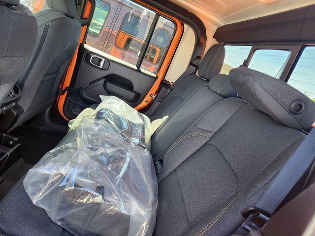 new 2026 Jeep Gladiator car, priced at $47,277