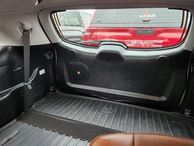 used 2019 Toyota Highlander car, priced at $27,999