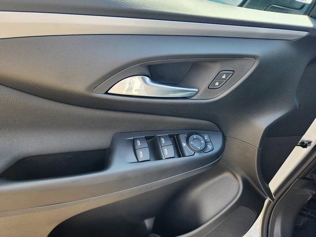 new 2025 Buick Envista car, priced at $26,190