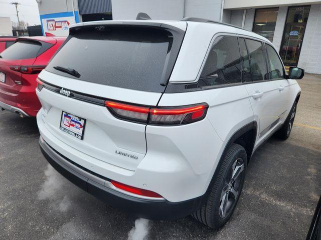 new 2026 Jeep Grand Cherokee car, priced at $49,777