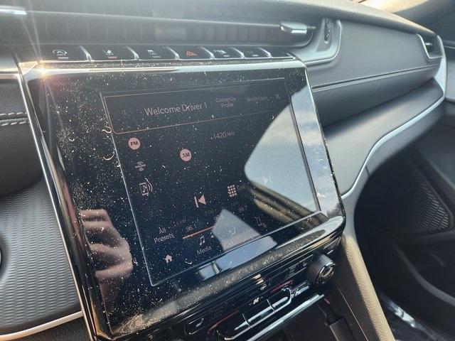 new 2025 Jeep Grand Cherokee car, priced at $43,177