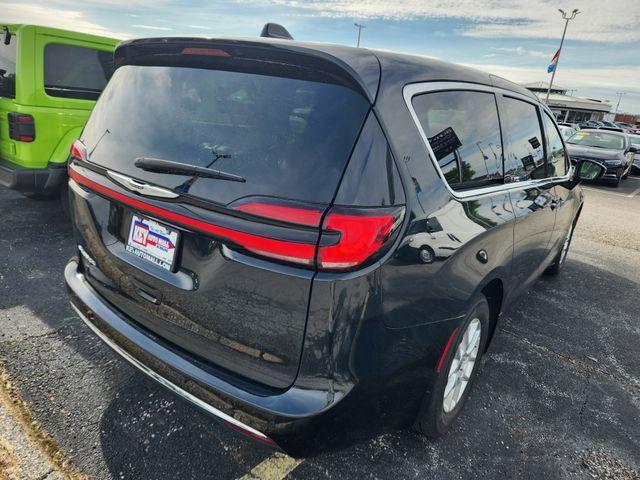 used 2023 Chrysler Pacifica car, priced at $25,999