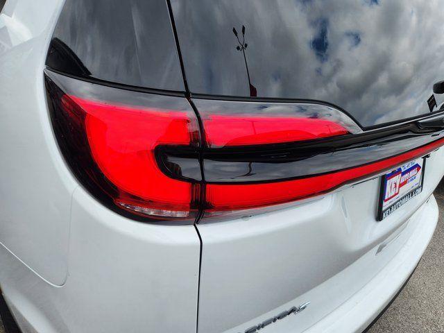 new 2026 Chrysler Pacifica car, priced at $45,977