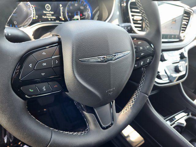 new 2026 Chrysler Pacifica car, priced at $47,377