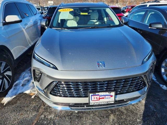 used 2025 Buick Envision car, priced at $42,999