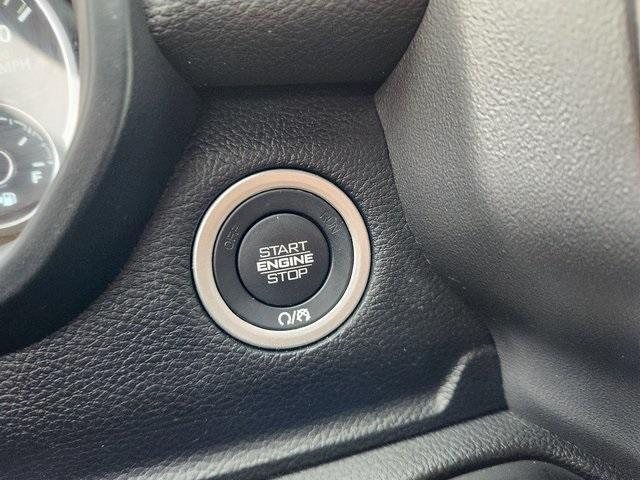 2025 Diamond Black RAM 1500