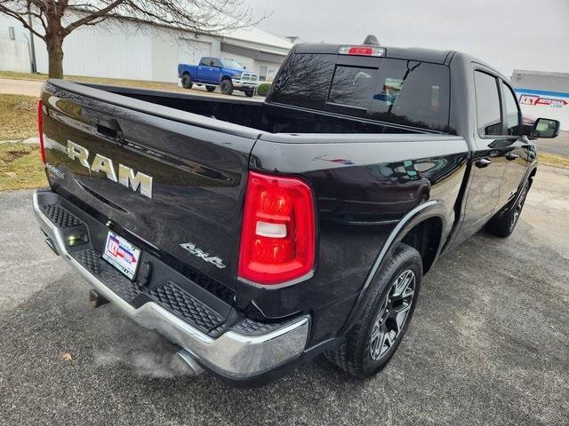 2025 Diamond Black RAM 1500