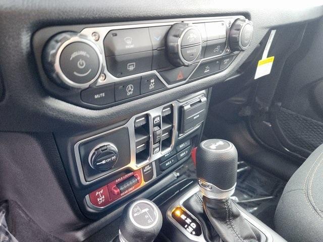 new 2026 Jeep Wrangler car, priced at $50,877