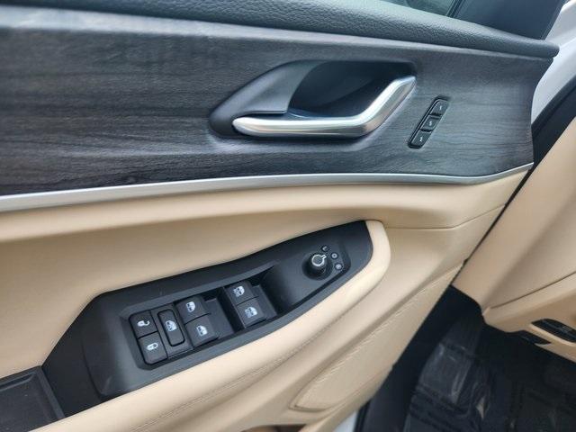 new 2025 Jeep Grand Cherokee L car, priced at $45,477