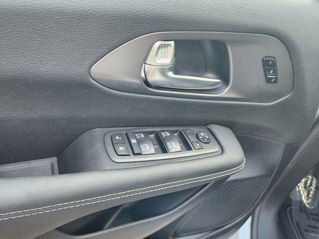 new 2026 Chrysler Pacifica car, priced at $43,277