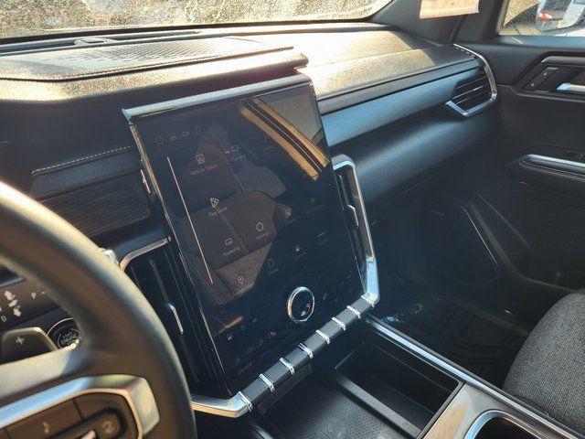 used 2025 GMC Acadia car, priced at $33,999