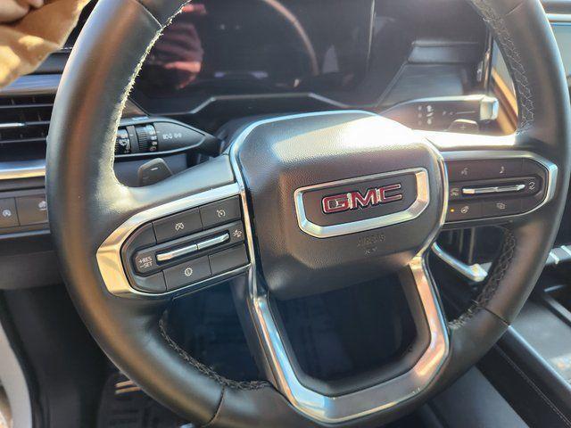 used 2025 GMC Acadia car, priced at $33,999