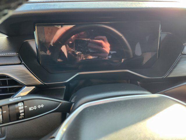 used 2025 GMC Acadia car, priced at $33,999