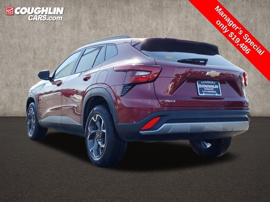 used 2024 Chevrolet Trax car, priced at $19,486