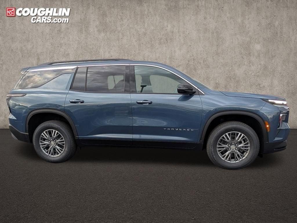 new 2026 Chevrolet Traverse car, priced at $43,919
