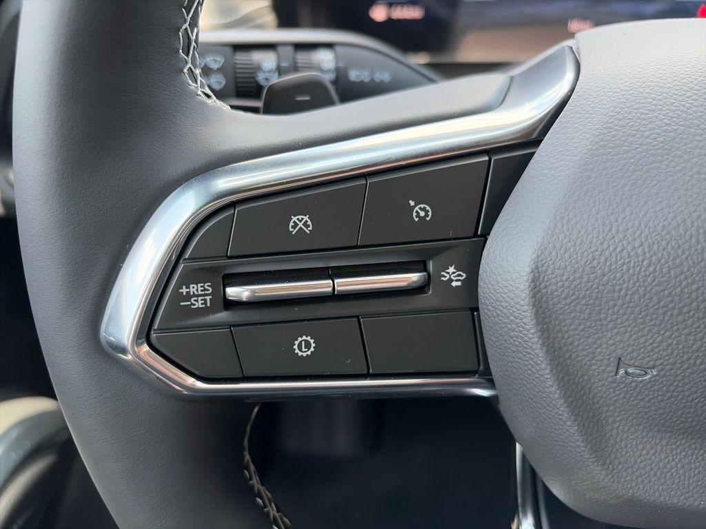 new 2026 Chevrolet Traverse car, priced at $39,999