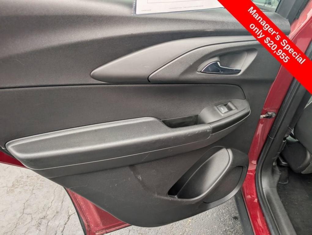 used 2023 Chevrolet TrailBlazer car, priced at $20,955