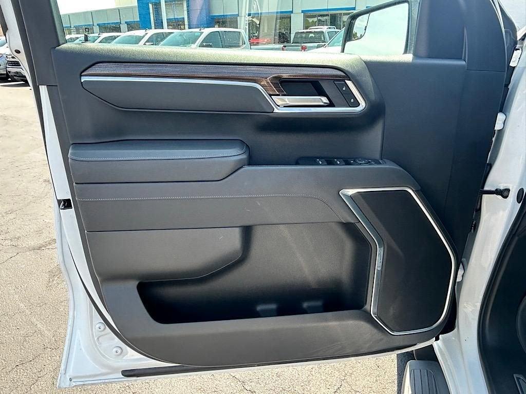 new 2025 Chevrolet Silverado 1500 car, priced at $46,900