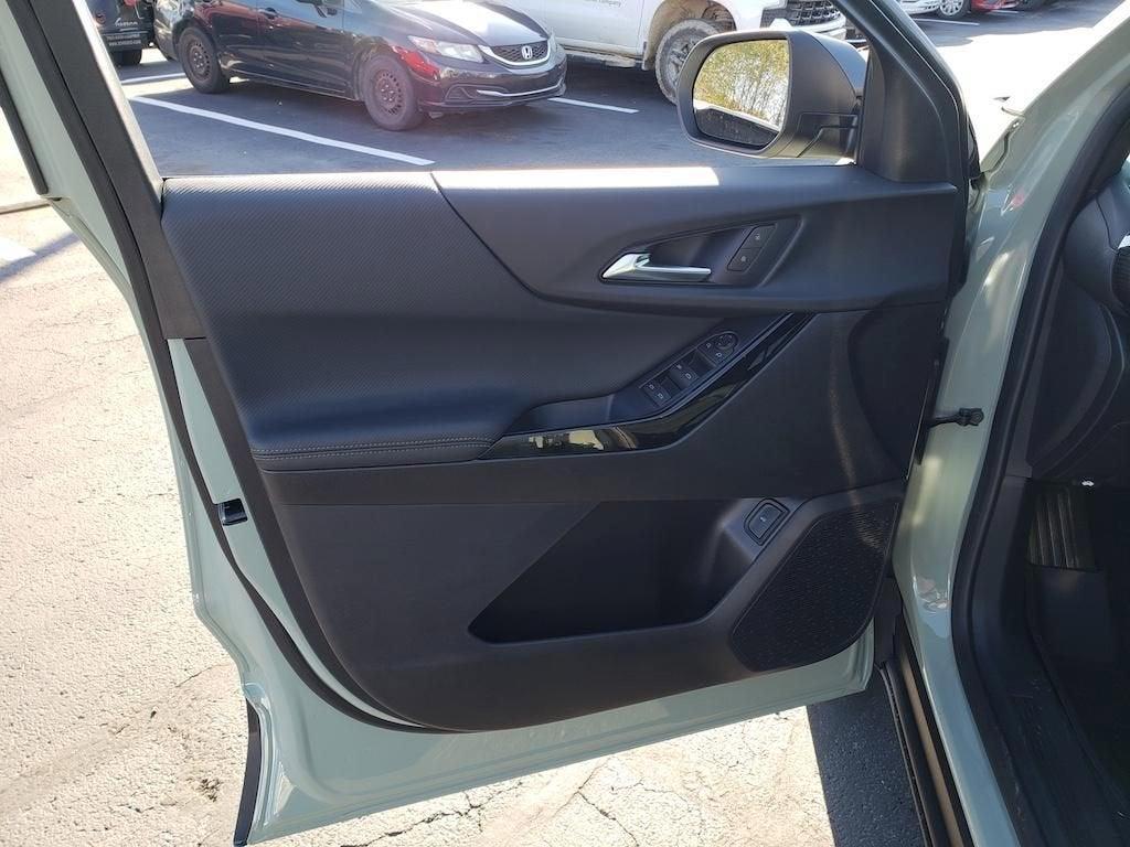 new 2026 Chevrolet Equinox car, priced at $35,998