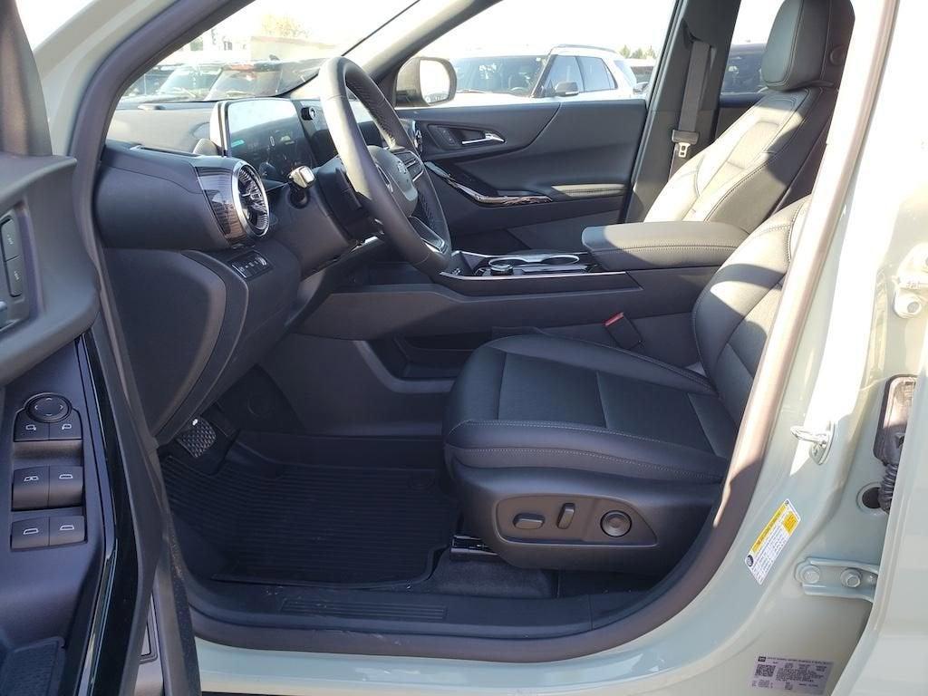 new 2026 Chevrolet Equinox car, priced at $35,998