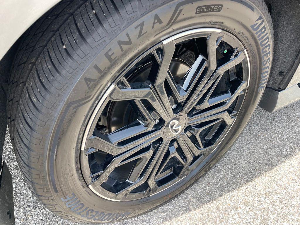 used 2026 INFINITI QX80 car, priced at $87,499