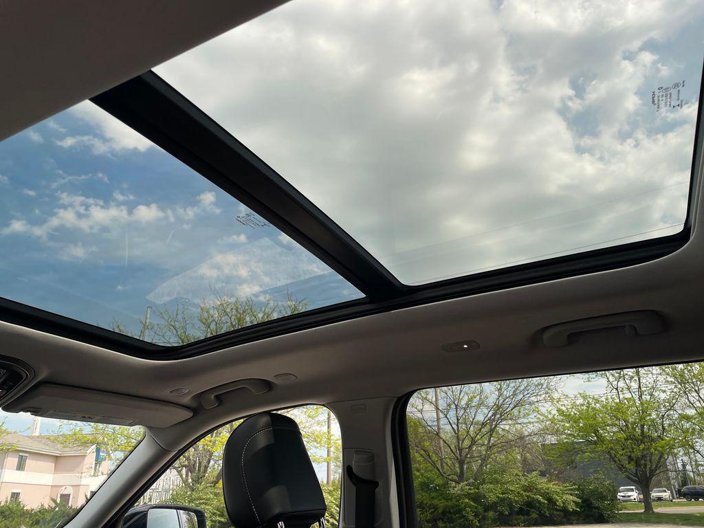 used 2023 Jeep Grand Cherokee L car, priced at $32,994