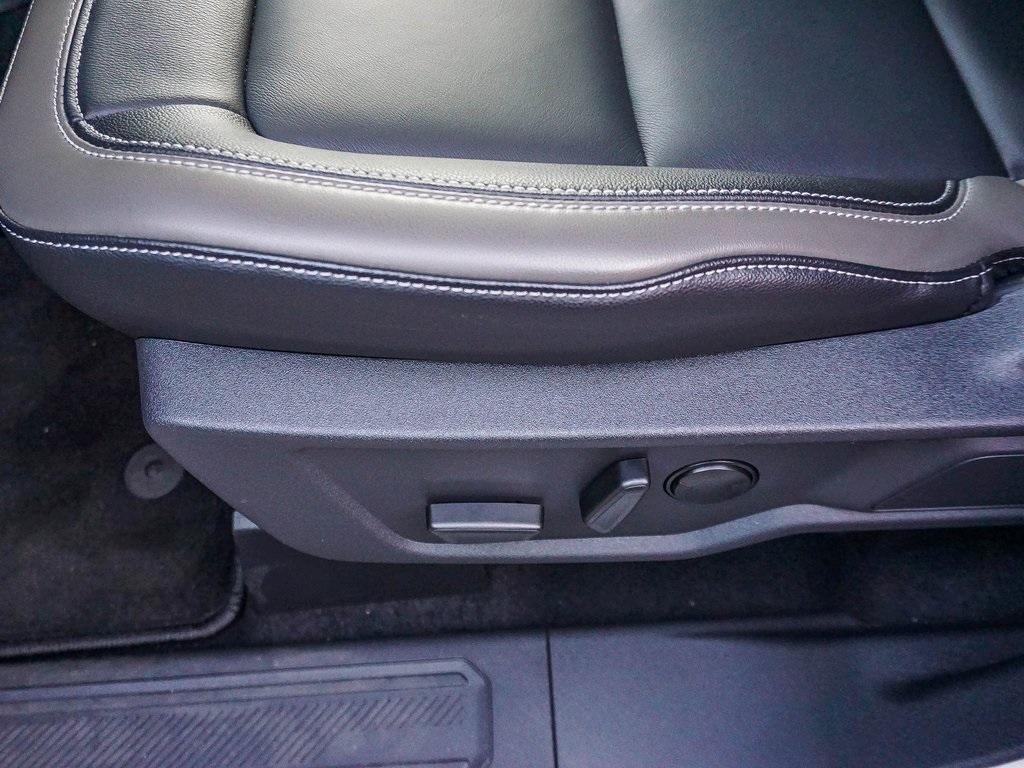 new 2025 Ford Bronco car, priced at $46,984