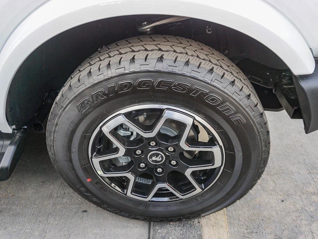 new 2025 Ford Bronco car, priced at $46,984