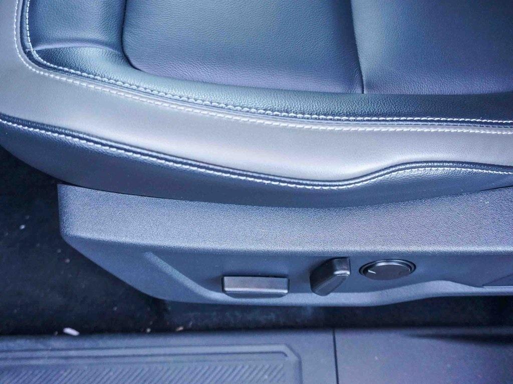 new 2025 Ford Bronco car, priced at $50,942