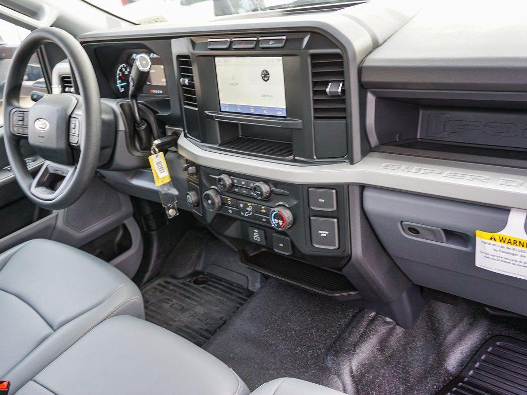 new 2024 Ford F-250 car, priced at $63,556