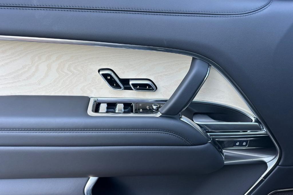 new 2025 Land Rover Range Rover car, priced at $240,030