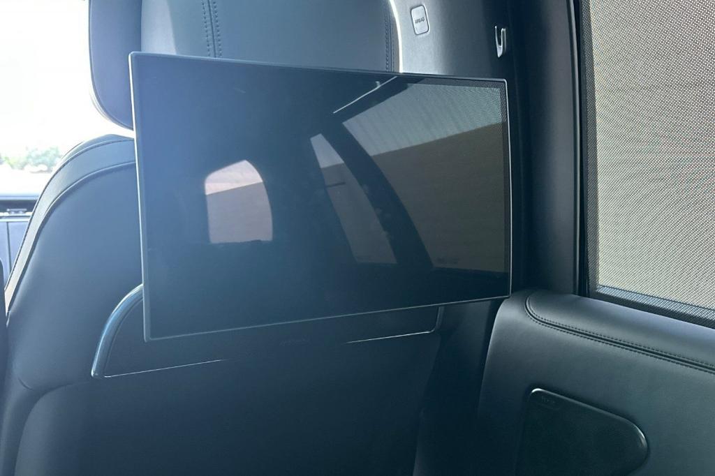 new 2025 Land Rover Range Rover car, priced at $240,030