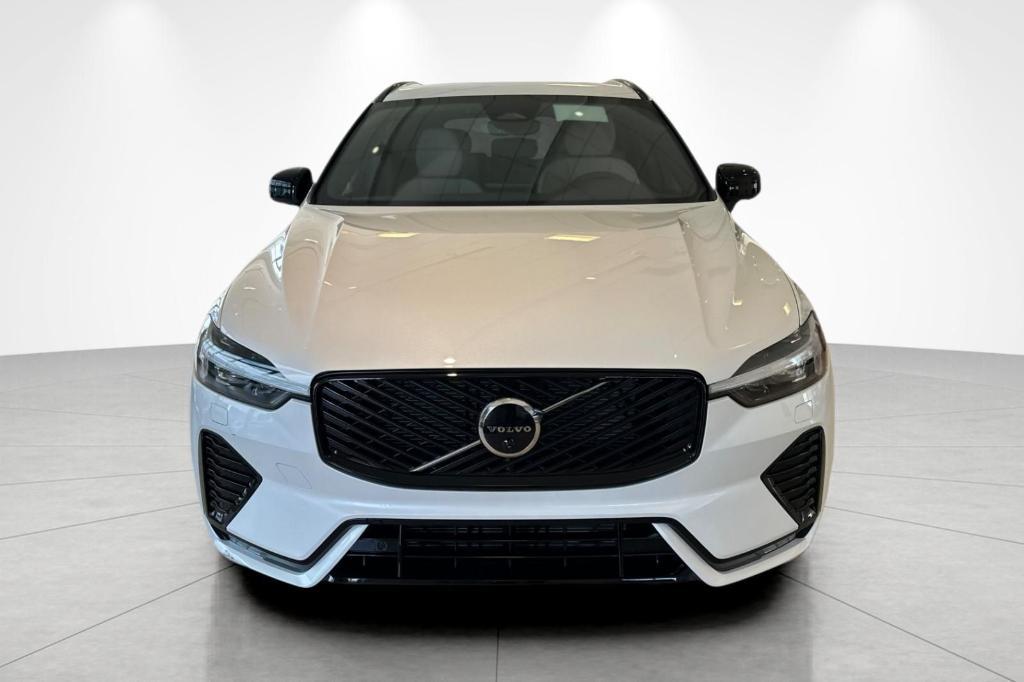 new 2026 Volvo XC60 car, priced at $54,485