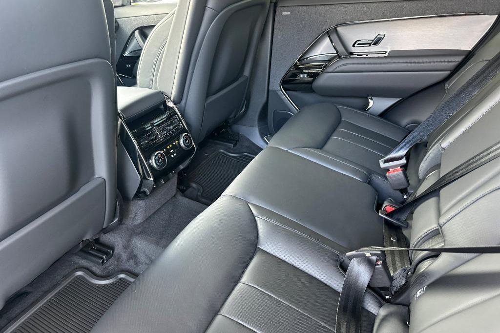 new 2026 Land Rover Range Rover Sport car