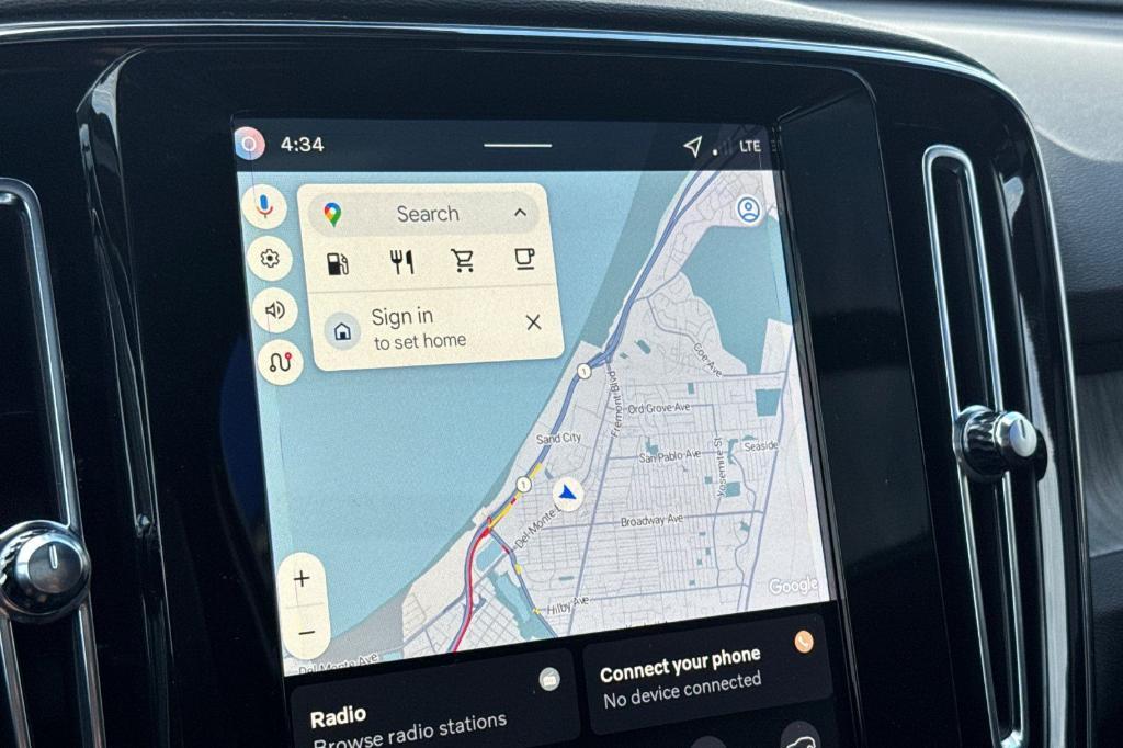 new 2026 Volvo XC40 car, priced at $39,500