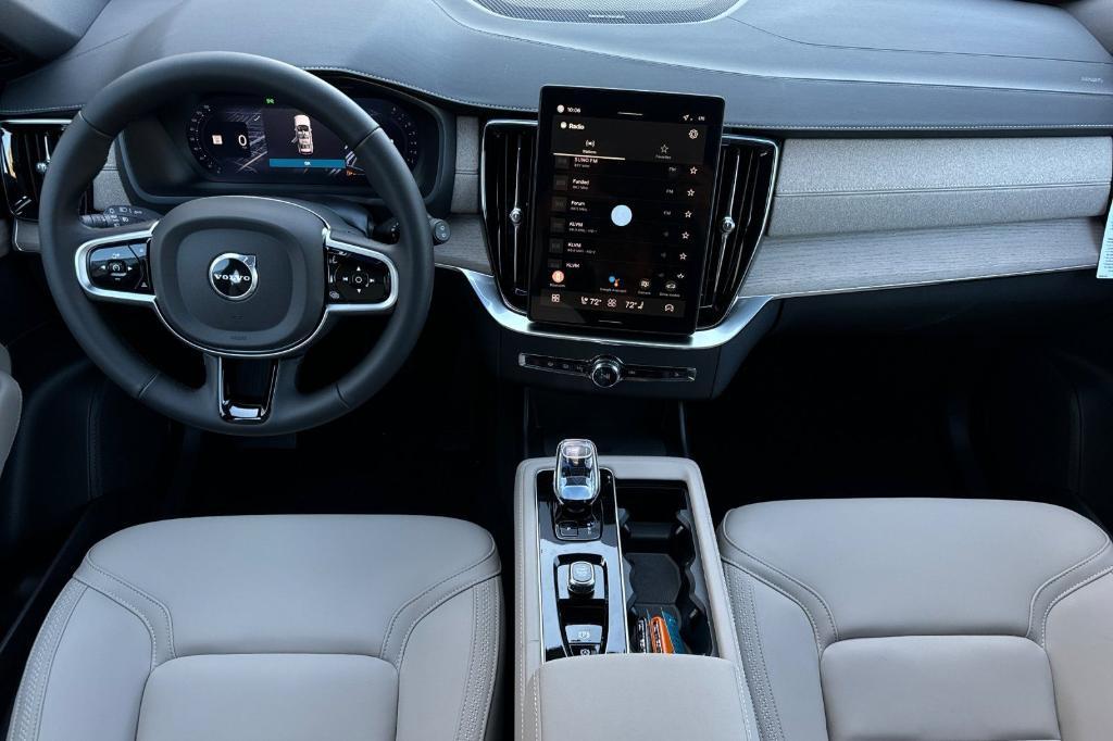 new 2026 Volvo XC90 car, priced at $69,325